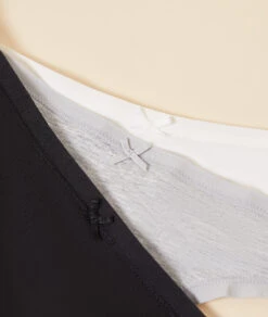 Lot De 3 Strings 8 Lot De 3 Strings -Luxe Lingerie Soldes 647352390 b