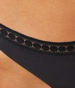 Culotte En Microfibre Et Dentelle 8 Culotte En Microfibre Et Dentelle -Luxe Lingerie Soldes 651533805 b