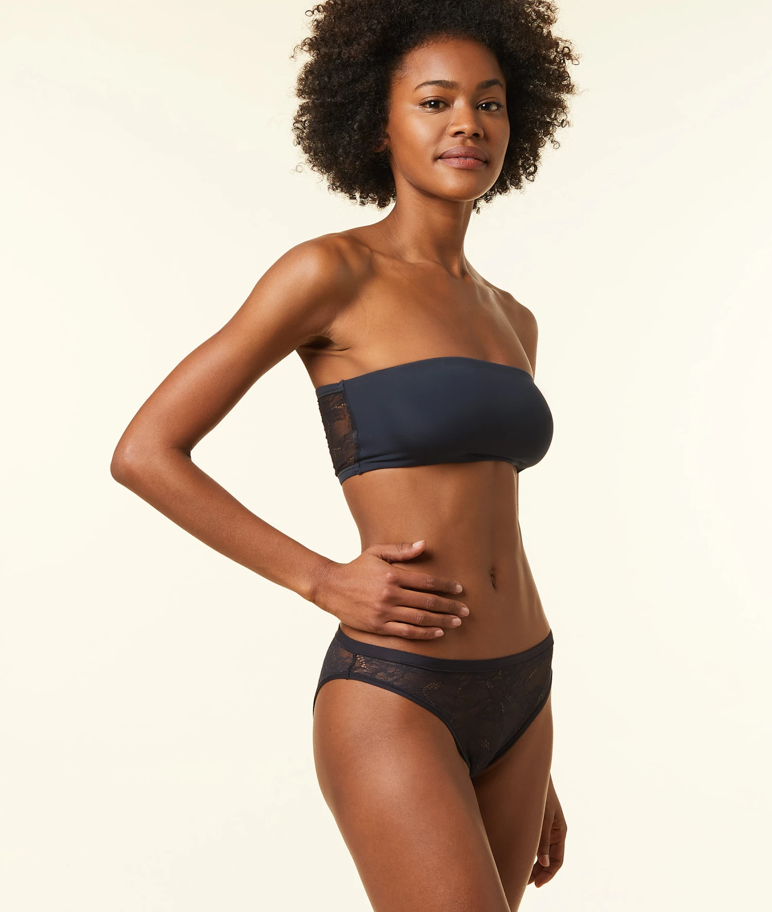 Bandeau Réversible En Dentelle Et Microfibre Extensible 3 Bandeau Réversible En Dentelle Et Microfibre Extensible - Image 3