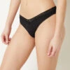 Tanga V-shape Détails Dentelle