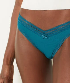 Tanga V-shape Détails Dentelle 9 Tanga V-shape Détails Dentelle -Luxe Lingerie Soldes 652442535 b