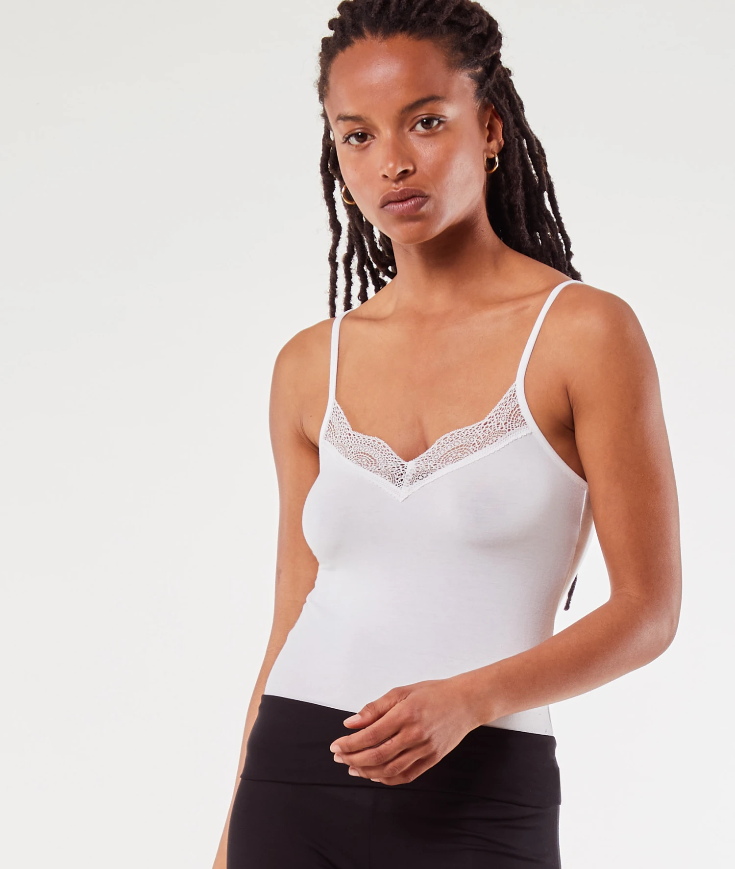 Top à Bretelles Décolleté Dentelle 1 Top à Bretelles Décolleté Dentelle