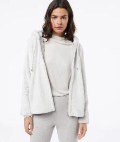 Veste Polaire à Capuche -Luxe Lingerie Soldes 653717402 c