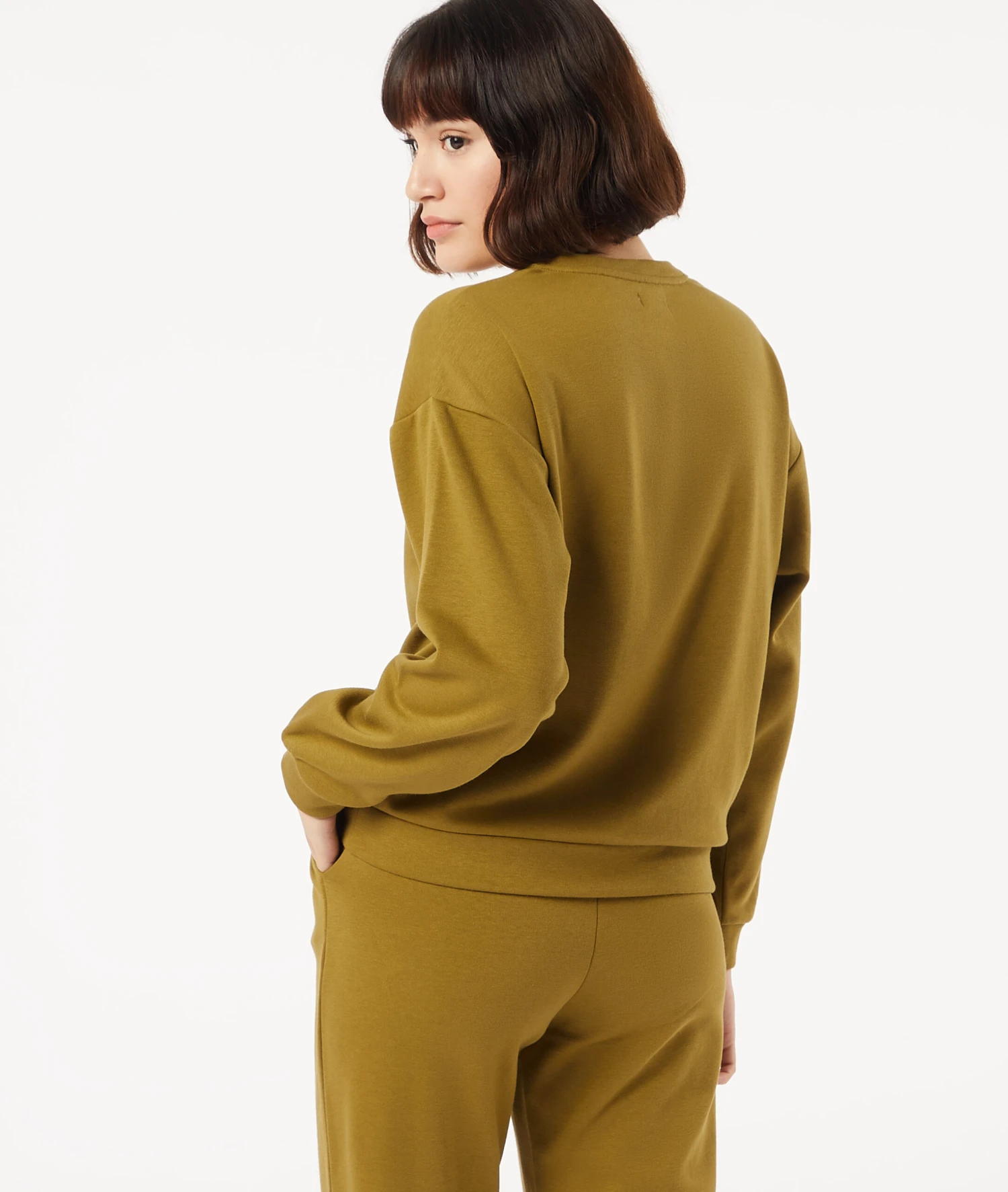 Sweat 2 Sweat - Image 2