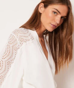 Déshabillé Détails Broderie Anglaise 7 Déshabillé Détails Broderie Anglaise -Luxe Lingerie Soldes 653890301 b