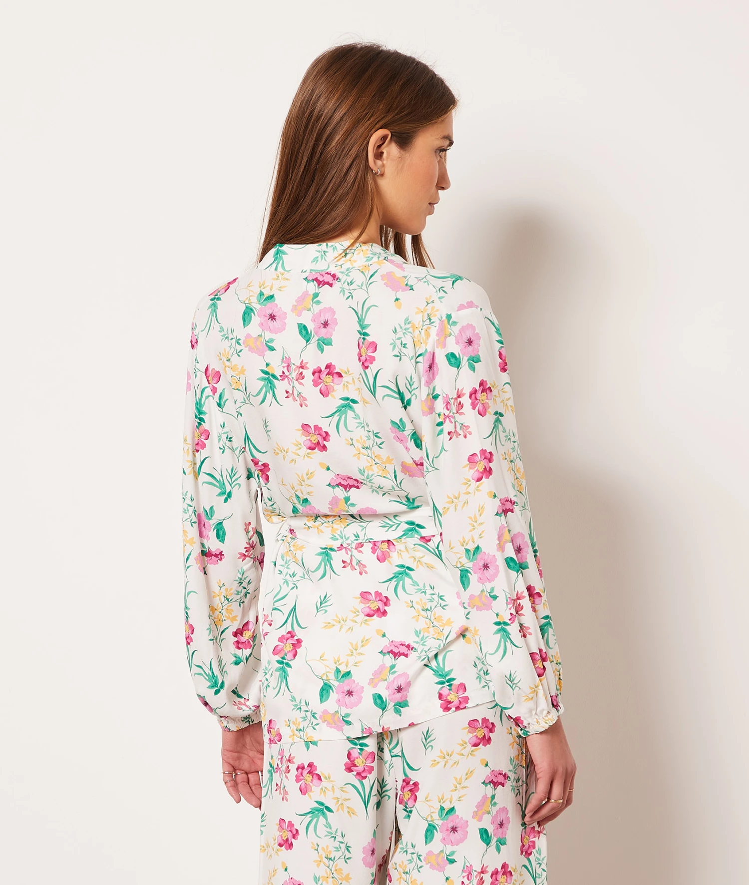 Déshabillé Court Fleuri 2 Déshabillé Court Fleuri - Image 2