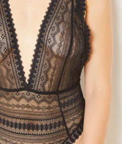 Body En Dentelle Décolleté Plongeant 10 Body En Dentelle Décolleté Plongeant -Luxe Lingerie Soldes 654090005 c